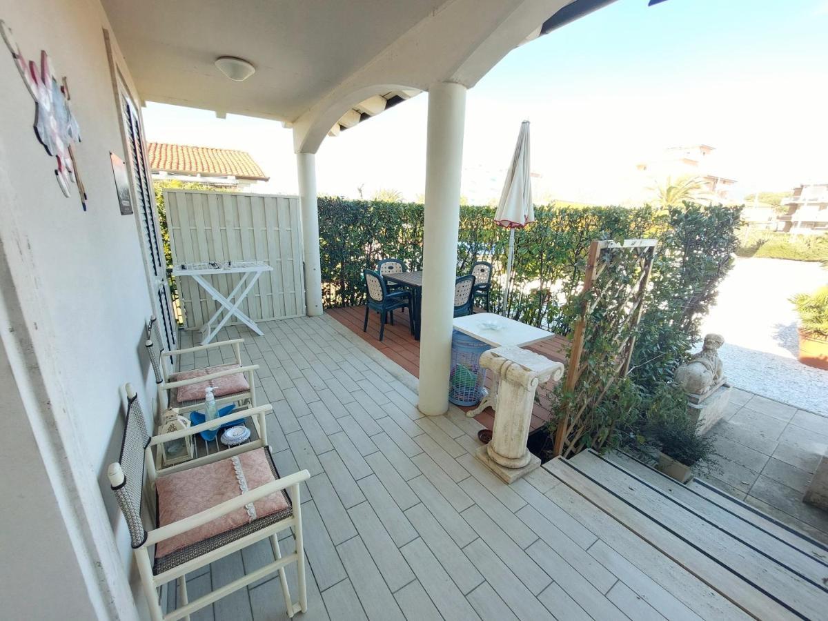 Danio Beach House Lido di Camaiore Exterior photo